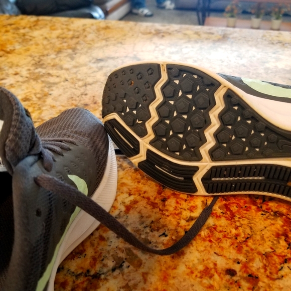 Nike sneakers - Picture 4 of 4